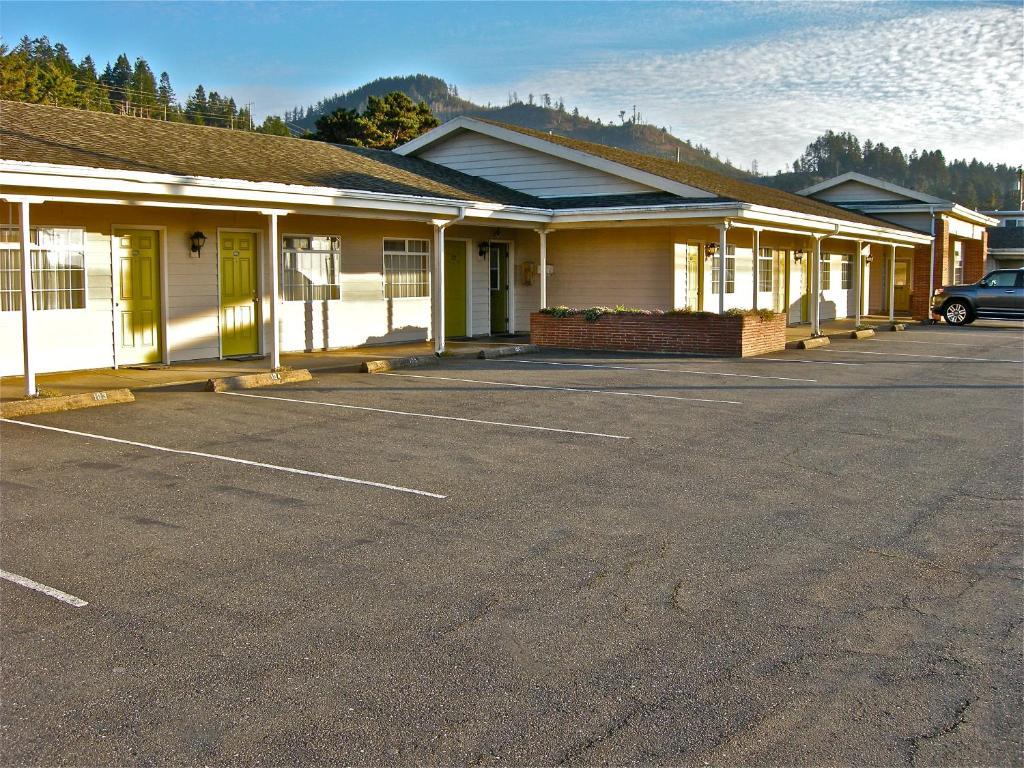 Azalea Lodge Gold Beach Buitenkant foto