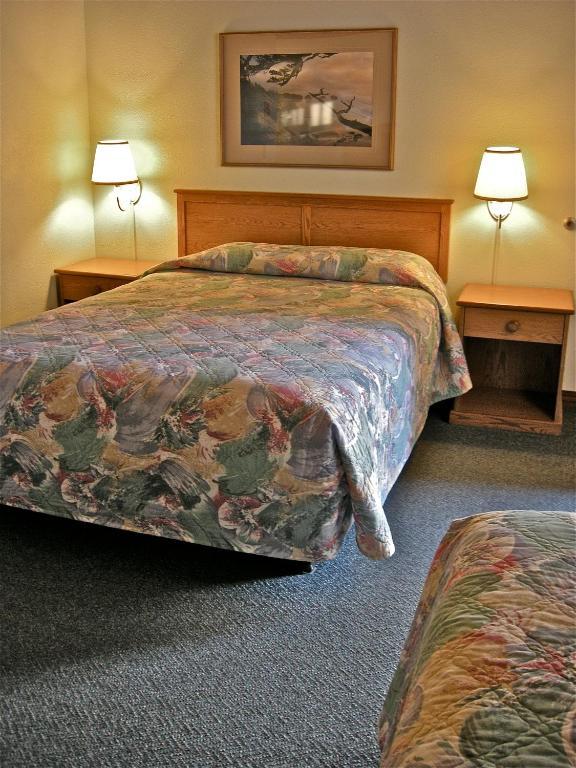Azalea Lodge Gold Beach Buitenkant foto